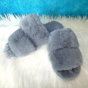 Express Cozy Faux Fur Blue Grey Slippers 7 8